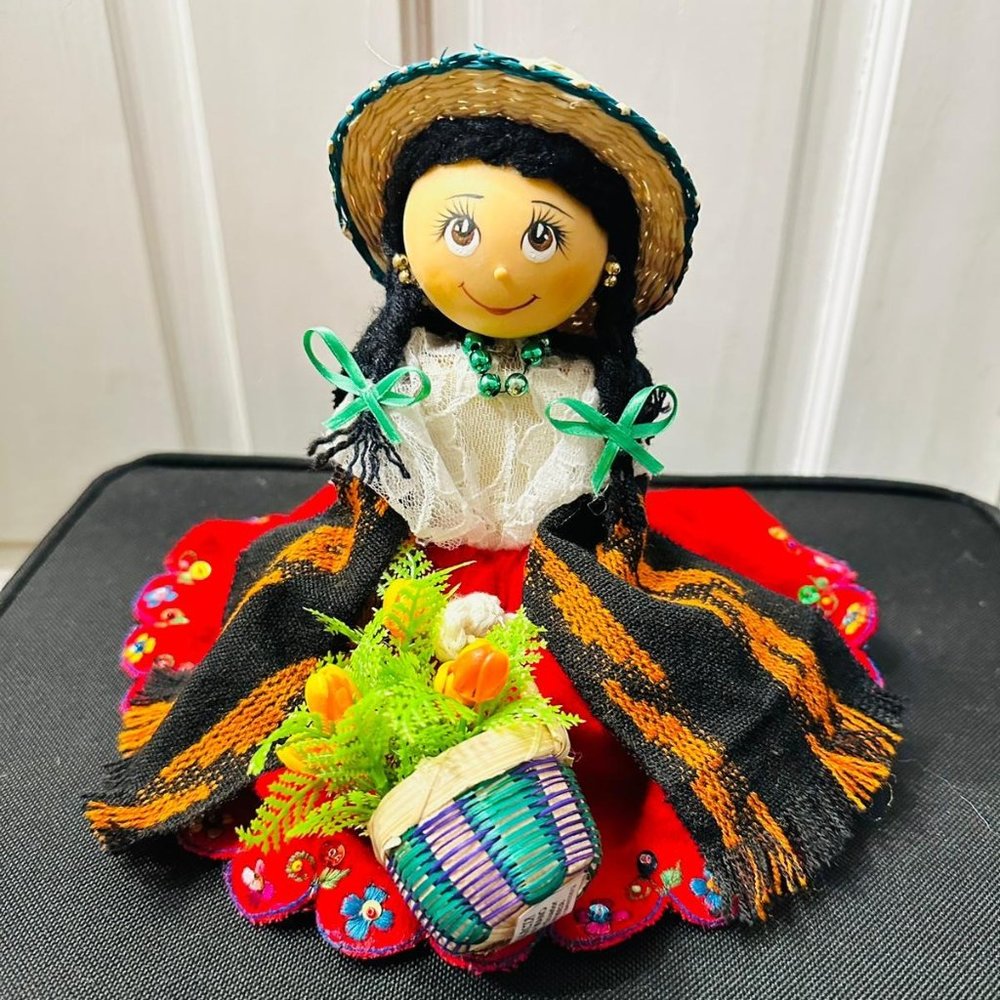 Cholita Cuencana